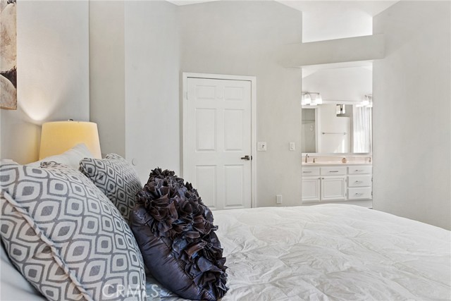 Detail Gallery Image 16 of 34 For 39851 Wild Canary, Murrieta,  CA 92562 - 3 Beds | 2/1 Baths
