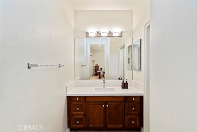 Detail Gallery Image 9 of 69 For 15720 Glendon Creek Ct, Riverside,  CA 92503 - 5 Beds | 4/1 Baths