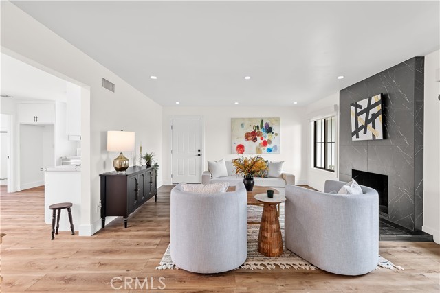 Detail Gallery Image 6 of 60 For 2779 E Lizbeth, Anaheim,  CA 92806 - 3 Beds | 2 Baths