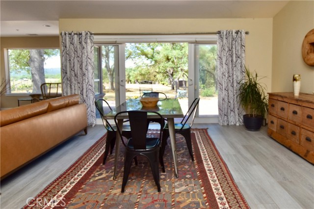53600 Bradley Lockwood Road, Lockwood CA: https://media.crmls.org/medias/d07b2b95-411c-4206-acf0-19040dc329b4.jpg