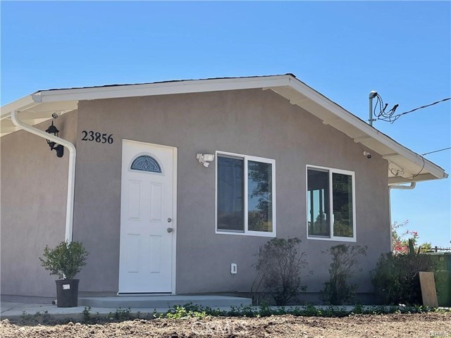 23856 Northwoods View Drive, West Hills CA: https://media.crmls.org/medias/d07baff0-1752-4555-b3da-af1324e8523e.jpg