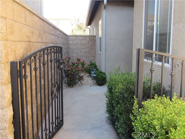 Detail Gallery Image 3 of 56 For 29088 Overboard Dr, Menifee,  CA 92585 - 3 Beds | 2 Baths