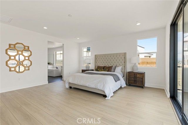 Detail Gallery Image 24 of 41 For 24175 N Camino Cascada, Valencia,  CA 91354 - 5 Beds | 5/1 Baths