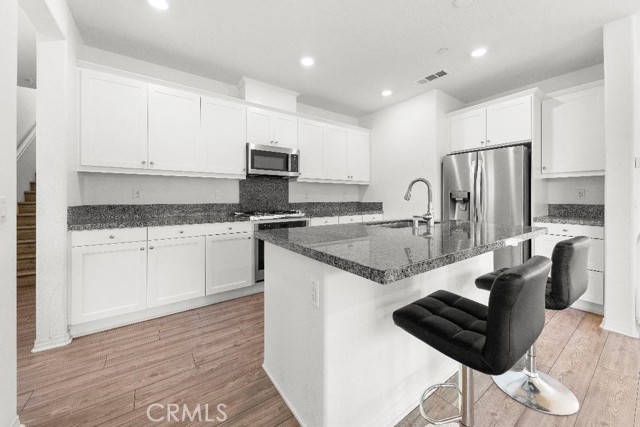 Detail Gallery Image 18 of 41 For 16075 Osprey Ave, Chino,  CA 91708 - 4 Beds | 3 Baths