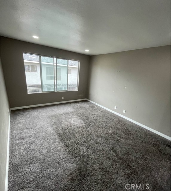 Detail Gallery Image 4 of 11 For 21000 Parthenia St #19,  Canoga Park,  CA 91304 - 1 Beds | 1 Baths