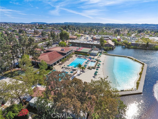 Detail Gallery Image 30 of 33 For 24615 Overlake Dr, Lake Forest,  CA 92630 - 3 Beds | 2 Baths