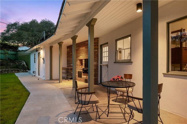 4000 Via Cardelina, Palos Verdes Estates CA: https://media.crmls.org/medias/d07d8cf2-141d-4eac-b02d-9a8d97400ea4.jpg