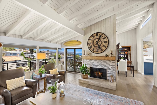 33942 Pequito Drive, Dana Point CA: https://media.crmls.org/medias/d07dccea-c295-4f5f-bff6-3c4144d8967c.jpg