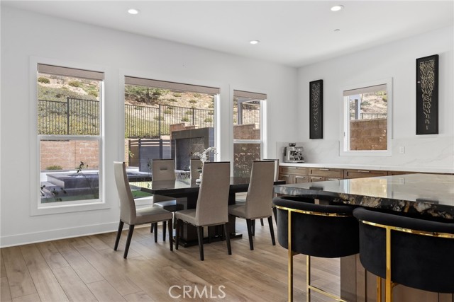 20535 W Bluebird Court, Porter Ranch CA: https://media.crmls.org/medias/d07df2fd-50df-479f-ac76-c2b9c9e99e61.jpg