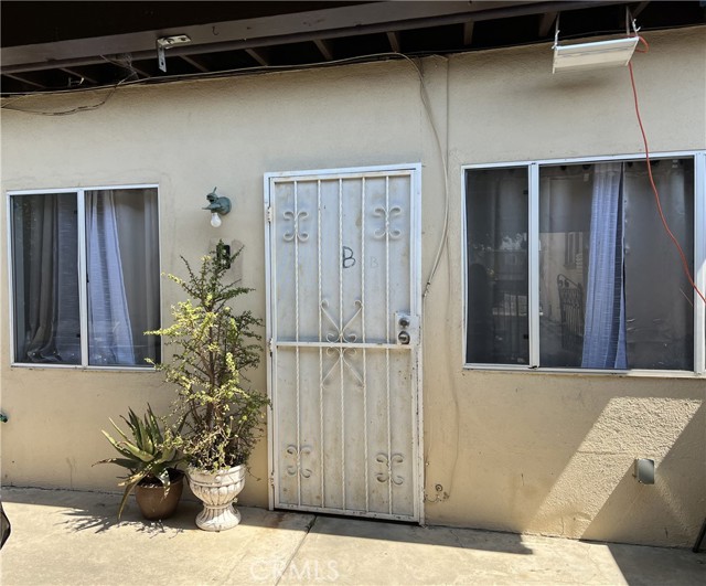 Detail Gallery Image 5 of 12 For 3927 Broadway, Huntington Park,  CA 90255 - – Beds | – Baths