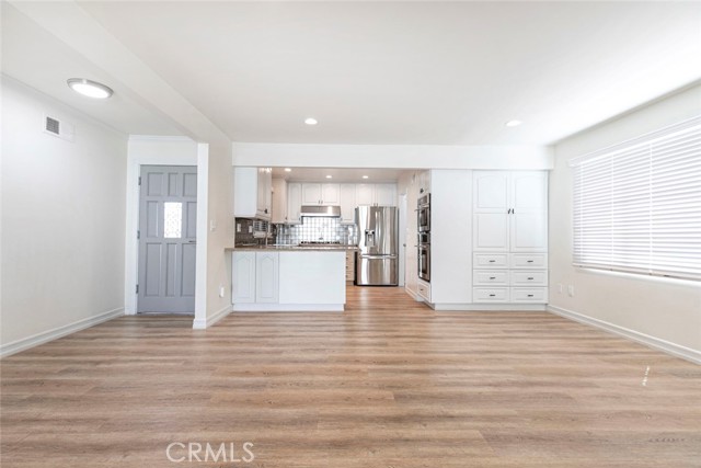 Detail Gallery Image 7 of 47 For 16931 Itasca St, Northridge,  CA 91343 - 4 Beds | 2 Baths