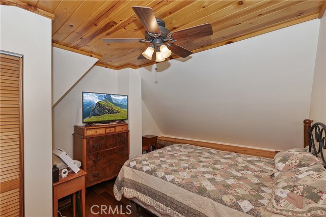 Detail Gallery Image 11 of 33 For 33451 Wild Rose Dr, Green Valley Lake,  CA 92341 - 2 Beds | 2 Baths