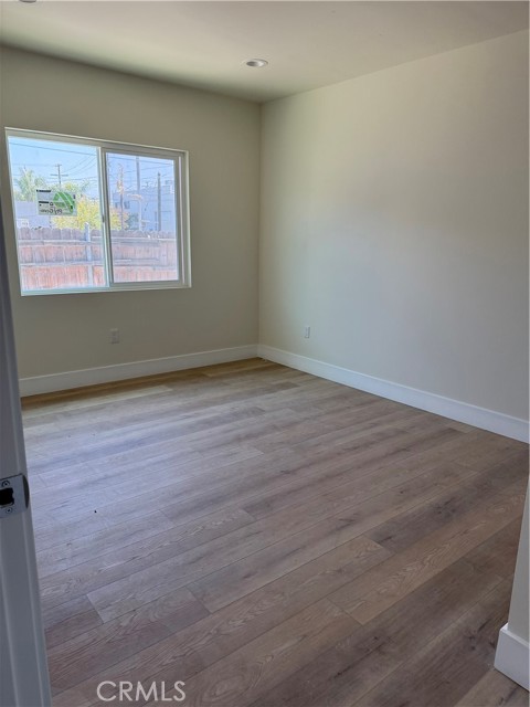 11825 Art st, Sun Valley CA: https://media.crmls.org/medias/d07f4be3-b135-4f5b-8e02-08e505660b53.jpg