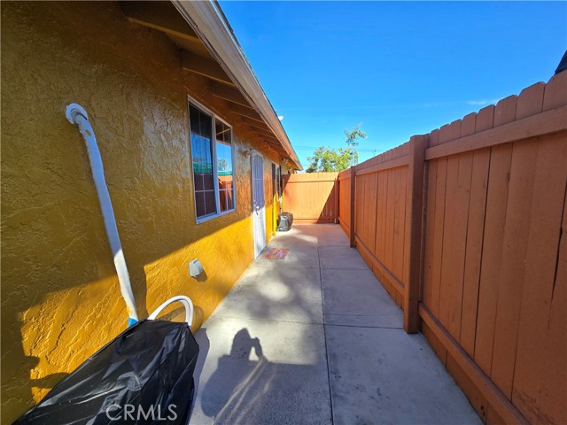 Detail Gallery Image 4 of 13 For 16823 1/2 Ironton, La Puente,  CA 91744 - 1 Beds | 1 Baths
