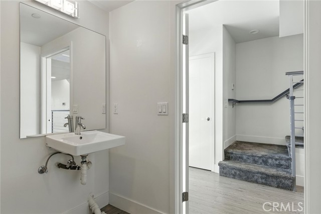 Detail Gallery Image 30 of 43 For 4461 Tujunga Ave #102,  Studio City,  CA 91602 - 3 Beds | 2/1 Baths