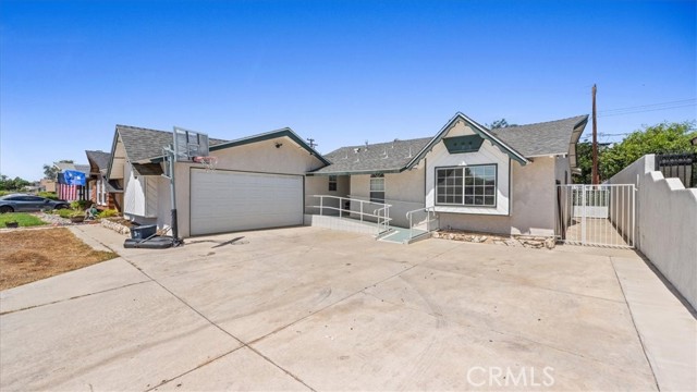 Detail Gallery Image 3 of 23 For 1513 W Cerritos Ave, Anaheim,  CA 92802 - 3 Beds | 2/1 Baths