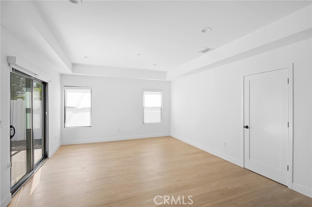 5826 Craner Avenue, North Hollywood CA: https://media.crmls.org/medias/d0832c38-1a12-440f-8d07-82b5b9ef3984.jpg