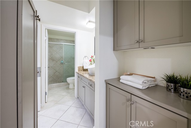 Detail Gallery Image 21 of 46 For 7320 Hawthorn Ave #111,  Los Angeles,  CA 90046 - 2 Beds | 2 Baths