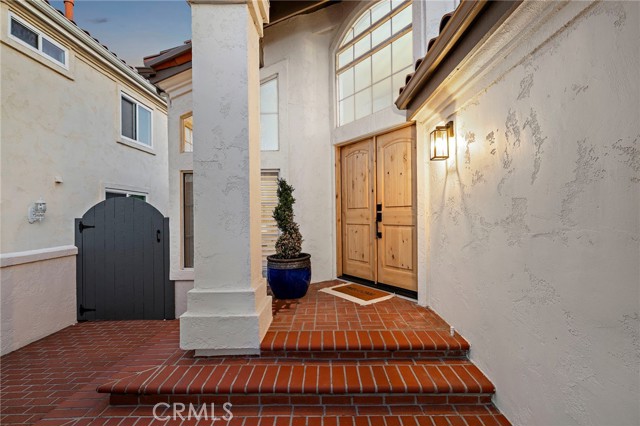 10 Novilla, Laguna Niguel CA: https://media.crmls.org/medias/d084a7d0-3feb-427f-ab54-a6964d89bc68.jpg