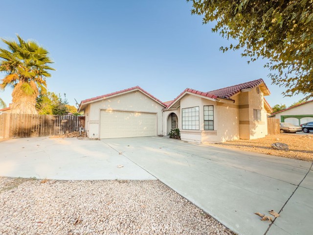 Detail Gallery Image 1 of 1 For 446 Melbourne Ct, Hemet,  CA 92545 - 2 Beds | 2 Baths