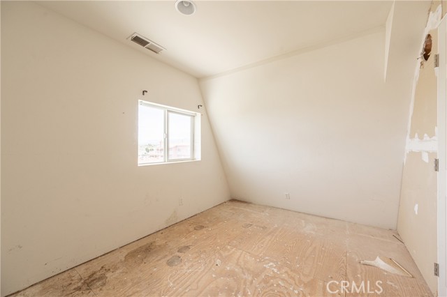 Detail Gallery Image 48 of 61 For 957 Sierra Hills Ln, Palmdale,  CA 93550 - 3 Beds | 2 Baths