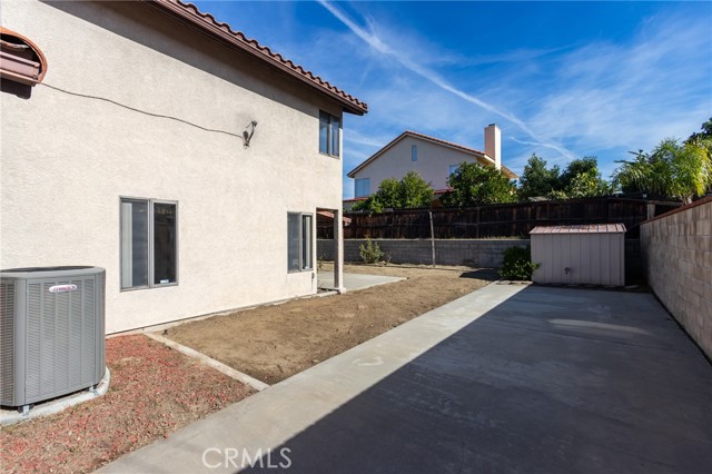 Detail Gallery Image 32 of 45 For 1922 Alta St, Redlands,  CA 92374 - 3 Beds | 2/1 Baths