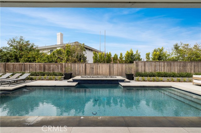 Detail Gallery Image 37 of 38 For 1 San Martin Way, Corona Del Mar,  CA 92625 - 4 Beds | 2/1 Baths