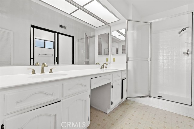 Detail Gallery Image 42 of 66 For 1321 Greenbriar, Glendale,  CA 91207 - 4 Beds | 3/1 Baths