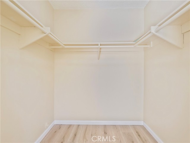 Detail Gallery Image 27 of 48 For 15354 Runnymede St, Van Nuys,  CA 91406 - 4 Beds | 2 Baths