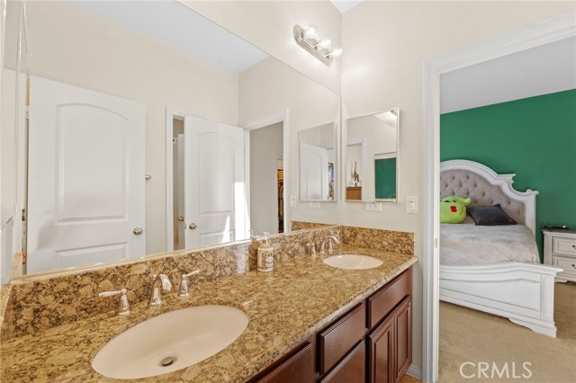 Detail Gallery Image 38 of 69 For 35469 Summerholly Ln, Murrieta,  CA 92563 - 5 Beds | 3/1 Baths