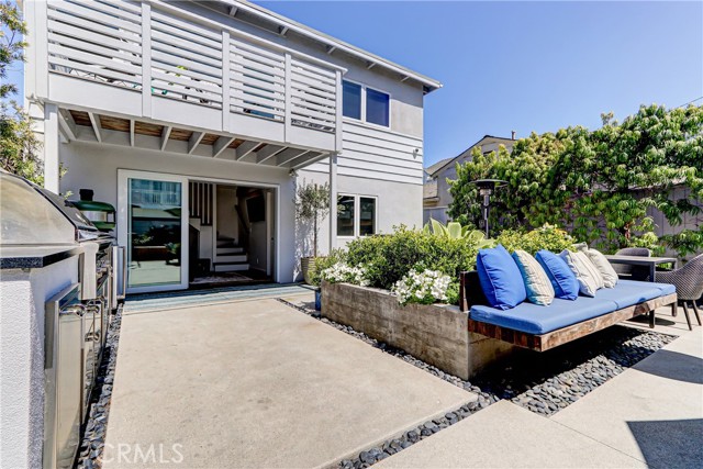 316 5th Street, Manhattan Beach CA: https://media.crmls.org/medias/d0875f89-411a-4fd5-8aae-b81c4b690d1b.jpg