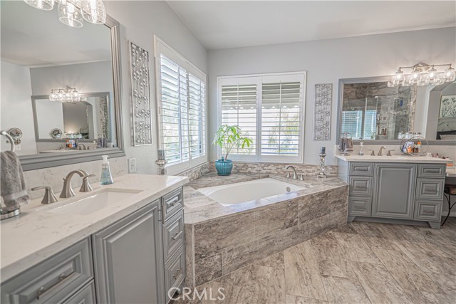 Detail Gallery Image 33 of 53 For 23321 Cuestport Dr, Valencia,  CA 91354 - 5 Beds | 4 Baths