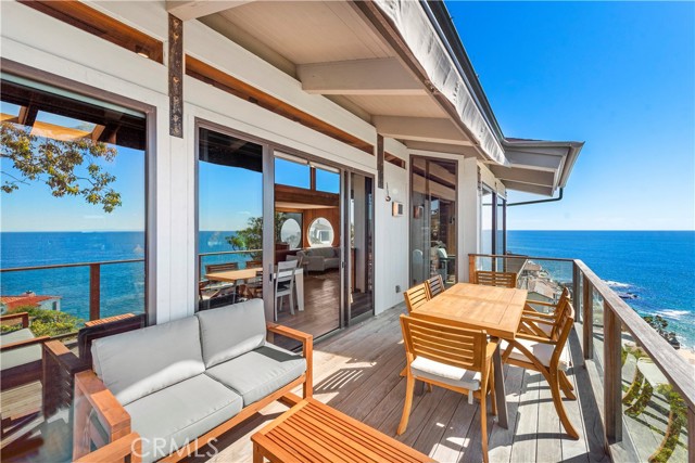 Detail Gallery Image 8 of 69 For 2623 Victoria Dr, Laguna Beach,  CA 92651 - 4 Beds | 3/1 Baths