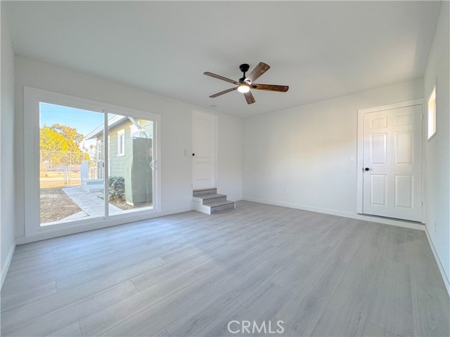 Detail Gallery Image 12 of 25 For 1201 W 96th St, Los Angeles,  CA 90044 - 4 Beds | 2 Baths