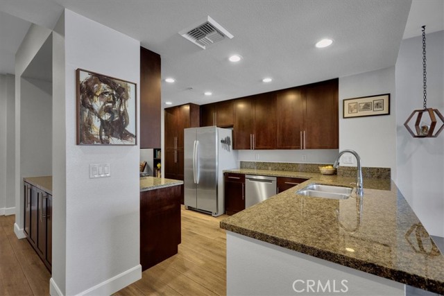 Image 17 of 75 For 300 4th Street 214