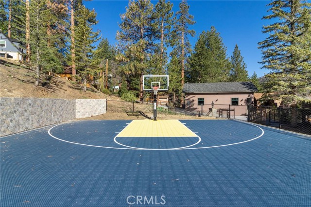 Detail Gallery Image 57 of 58 For 791 Cove Dr, Big Bear Lake,  CA 92315 - 9 Beds | 5/4 Baths