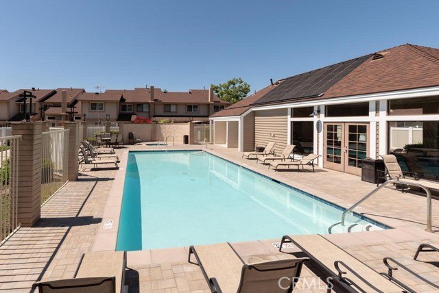 25181 Chestnutwood, Lake Forest CA: https://media.crmls.org/medias/d0895095-5deb-4f54-8b59-389d4b58e364.jpg
