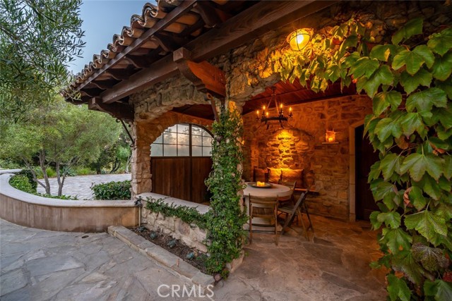1155 Carpenter Canyon Road, Arroyo Grande CA: https://media.crmls.org/medias/d089f0e5-ef90-41a8-8688-5cf097933afb.jpg