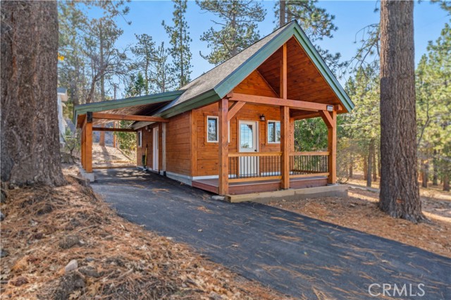 Detail Gallery Image 2 of 43 For 2222 Sierra View Dr, Arrowbear,  CA 92382 - 1 Beds | 1 Baths