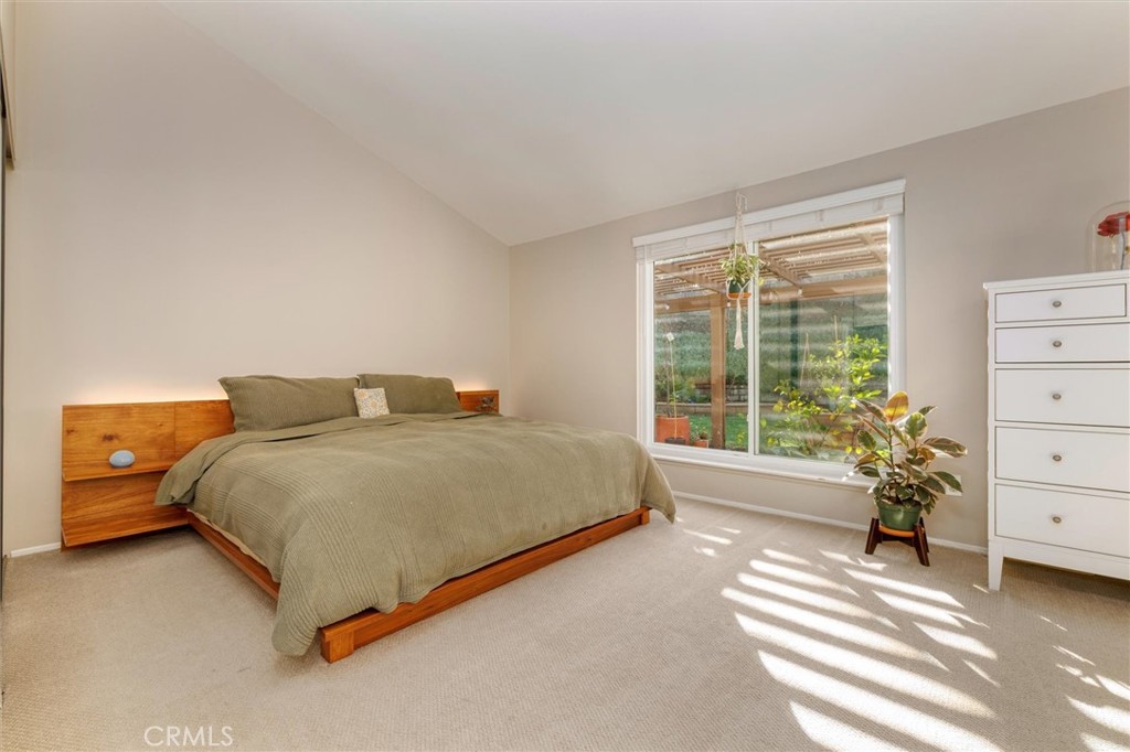 MLS #OC25261411 image #11