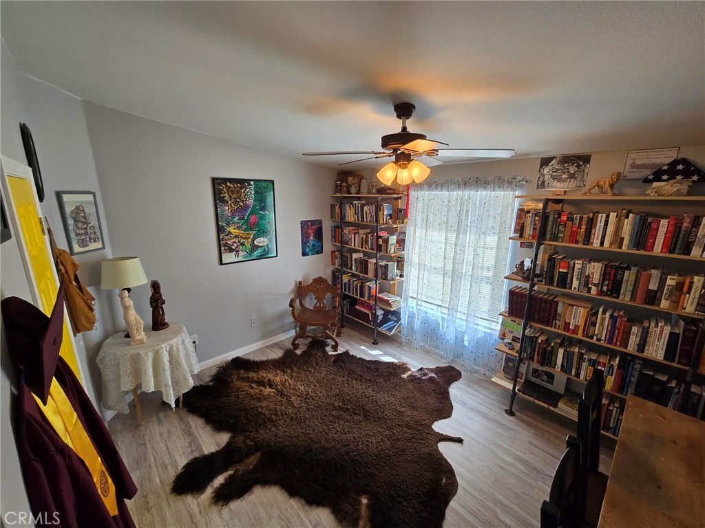https://media.crmls.org/medias/d08d5a12-c559-4c47-97f8-13c598b5dff9.jpg?preset=X-Large