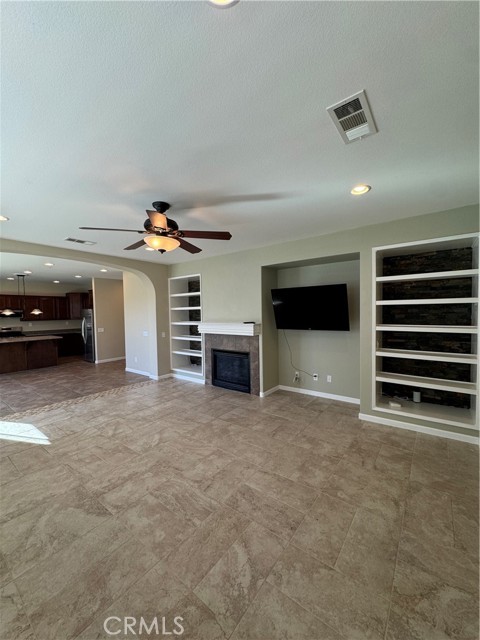 29101 Springshores Drive, Menifee CA: https://media.crmls.org/medias/d08d6260-55fc-4275-a8ba-9a47e5b8b7a0.jpg