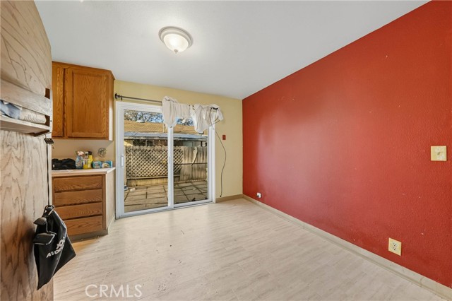 Detail Gallery Image 6 of 37 For 1011 2nd, Lakeport,  CA 95453 - 4 Beds | 1/1 Baths