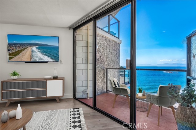 Detail Gallery Image 4 of 26 For 531 Esplanade #903,  Redondo Beach,  CA 90277 - 1 Beds | 1/1 Baths