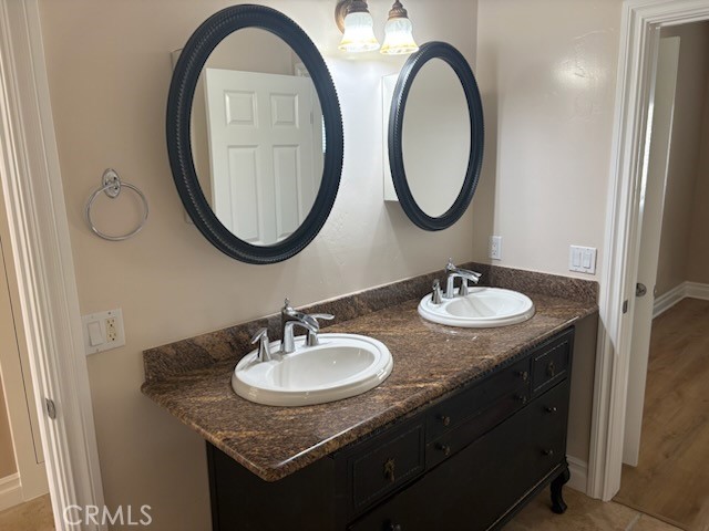 MLS #OC25273289 image #10