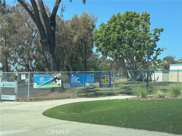 22735 Via Santa Rosa, Mission Viejo CA: https://media.crmls.org/medias/d08eb175-50f0-48db-b22b-20591365d291.jpg