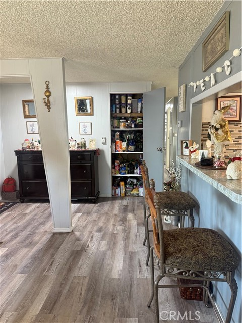 Detail Gallery Image 10 of 32 For 13393 Mariposa Rd, #97, Victorville,  CA 92395 - 3 Beds | 2 Baths