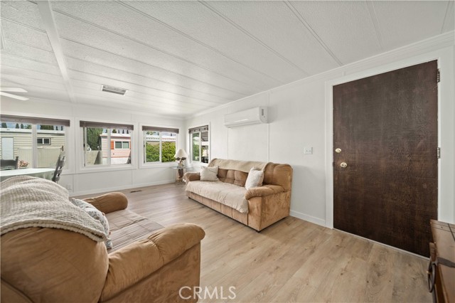 Detail Gallery Image 9 of 26 For 4444 E Avenue R Space 123, Palmdale,  CA 93552 - 2 Beds | 2 Baths