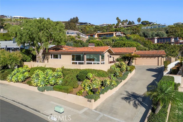 Detail Gallery Image 1 of 40 For 32542 Adriatic Drive, Dana Point,  CA 92629 - 4 Beds | 2/1 Baths