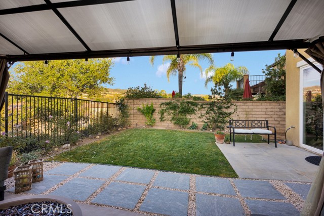 20022 Satsuma, Saugus CA: https://media.crmls.org/medias/d08ffe8f-4b82-4f1a-b291-c6a80b9da8e4.jpg